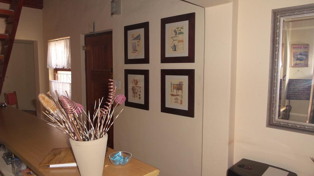 Sir Lambert'S Guesthouse Lambert's Bay Bagian luar foto
